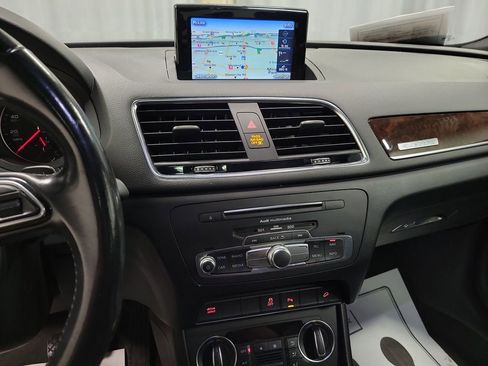 Used 2018 Audi Q3 2.0T Premium Plus w/ Premium Plus Package image 15