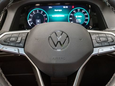 Used 2025 Volkswagen Atlas Cross Sport SEL AWD/4WD image 13