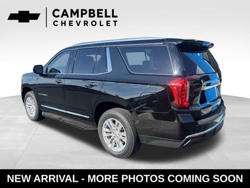 Used 2024 GMC Yukon SLT AWD/4WD image 3