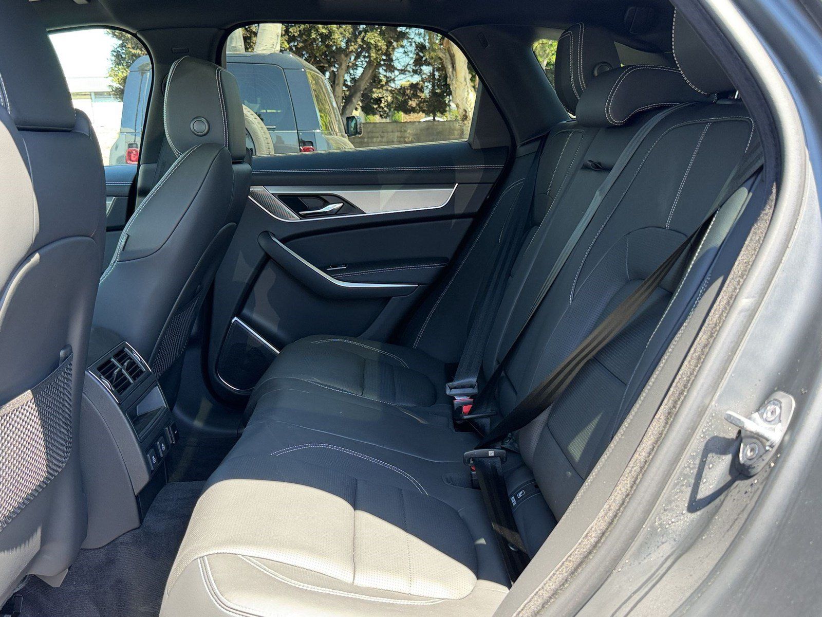 New 2026 Jaguar F-PACE R-Dynamic S AWD/4WD image 22