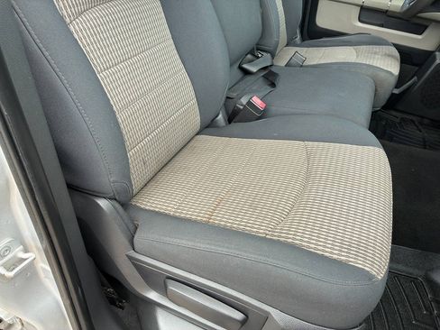 Used 2012 RAM 1500 Classic SLT RWD image 36