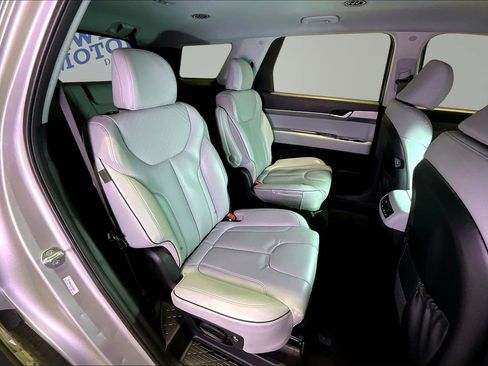 Used 2025 Hyundai Palisade SEL FWD image 25