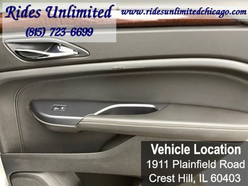 Used 2013 Cadillac SRX Luxury w/ Driver Awareness Package image 29