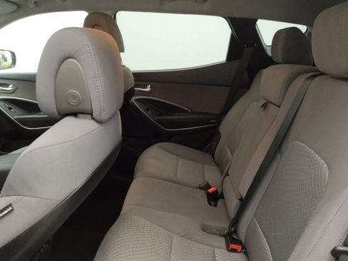 Used 2018 Hyundai Santa Fe Sport FWD image 18