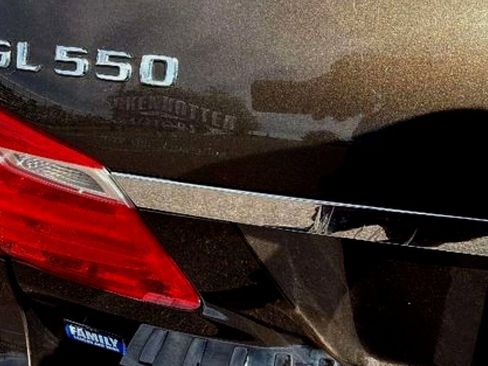 Used 2015 Mercedes-Benz GL 550 4MATIC image 20