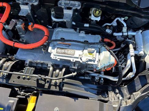 Certified 2024 Nissan Ariya AWD image 29