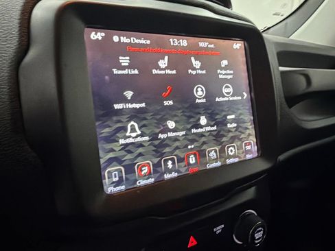 Used 2018 Jeep Renegade Trailhawk AWD/4WD image 10