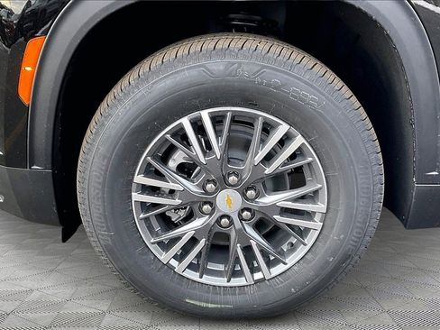 New 2026 Chevrolet Traverse LT w/ Driver Confidence Package image 15