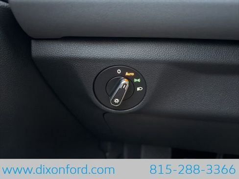 New 2026 Volkswagen Jetta SE image 17