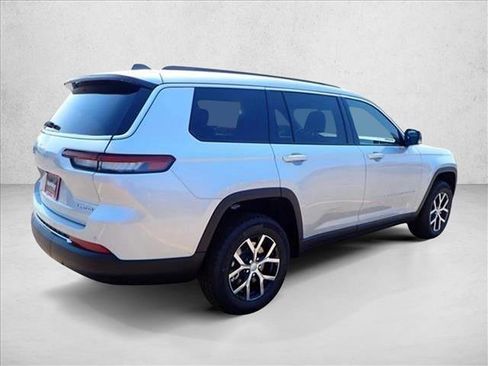 New 2025 Jeep Grand Cherokee L Limited image 4