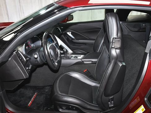 Used 2018 Chevrolet Corvette Grand Sport RWD image 44