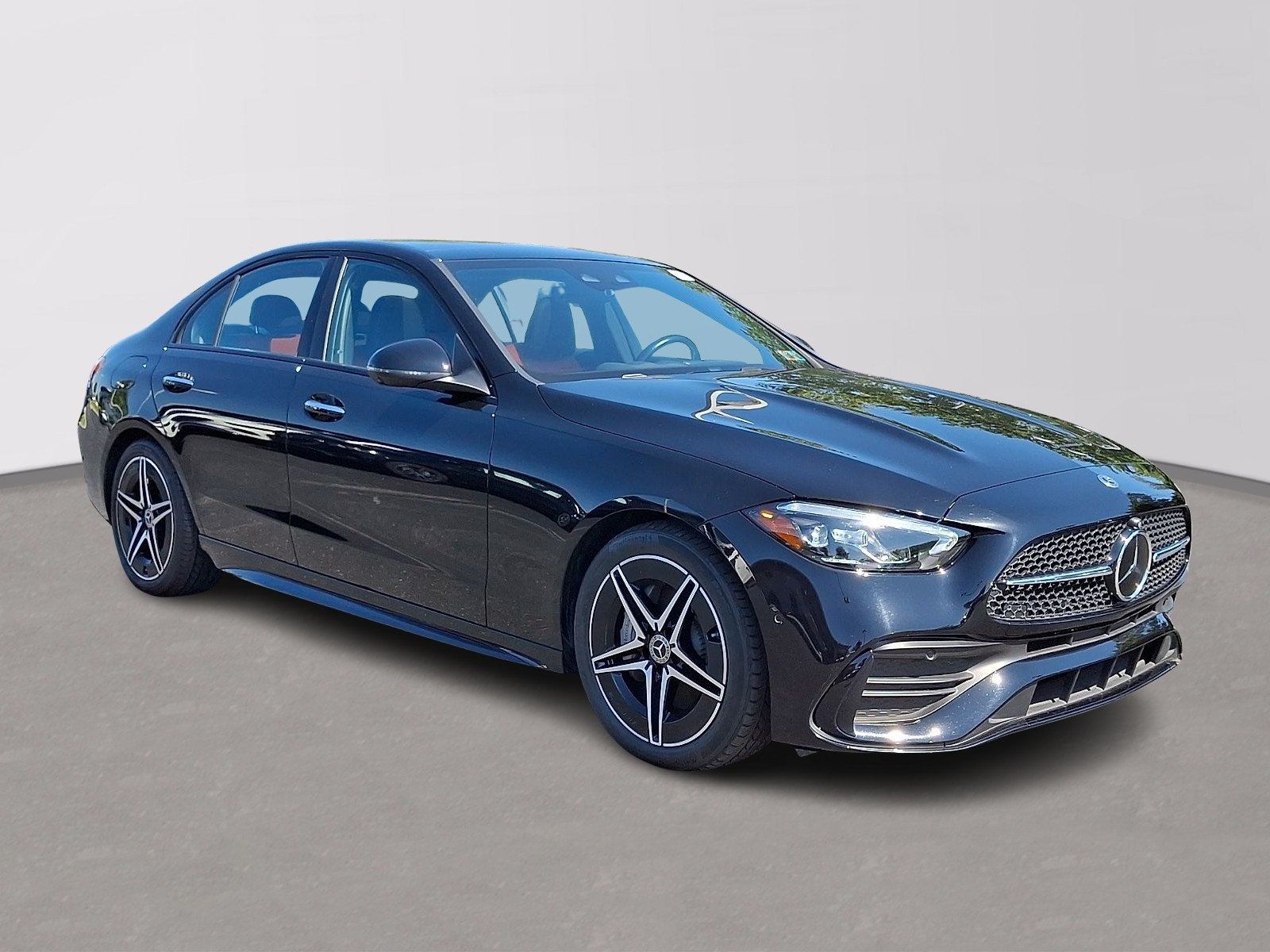 Used 2024 Mercedes-Benz C 300 4MATIC Sedan image 3