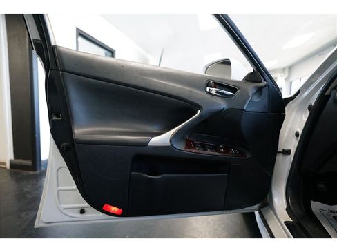 Used 2007 Lexus IS 250 RWD image 16