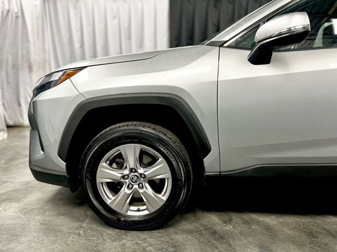 Used 2022 Toyota RAV4 XLE image 10