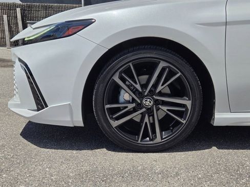 Used 2025 Toyota Camry XSE FWD image 23