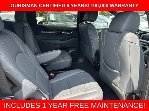 Used 2023 Buick Enclave Essence AWD/4WD image 12
