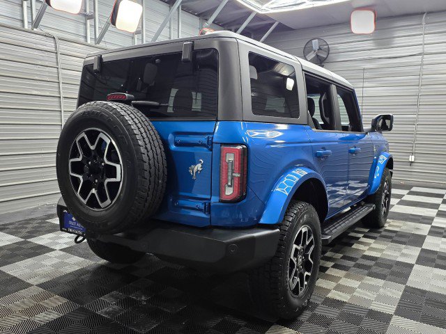 Used 2022 Ford Bronco Outer Banks AWD/4WD image 6
