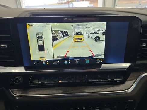 Certified 2024 Chevrolet Silverado 2500 LTZ w/ LTZ Convenience Package image 16