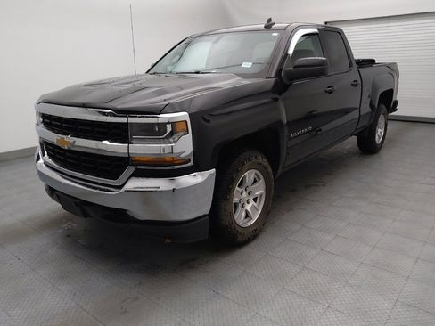 Used 2018 Chevrolet Silverado 1500 LT image 2
