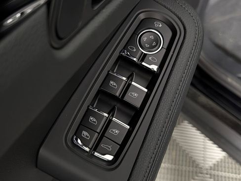 New 2026 Porsche Macan AWD/4WD image 27