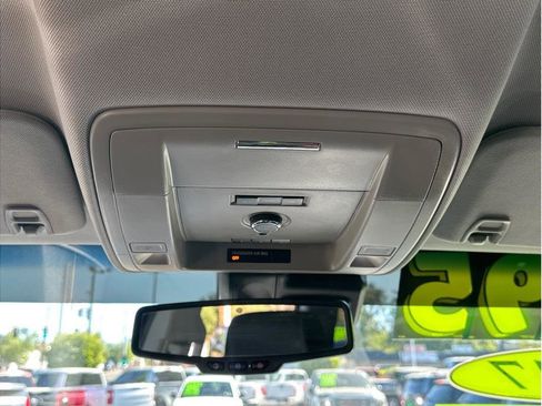 Used 2017 Chevrolet Tahoe LT w/ Z71 Midnight Edition image 19