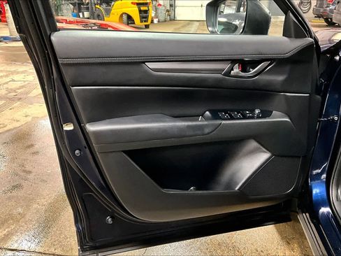 Used 2019 MAZDA CX-5 Touring image 19