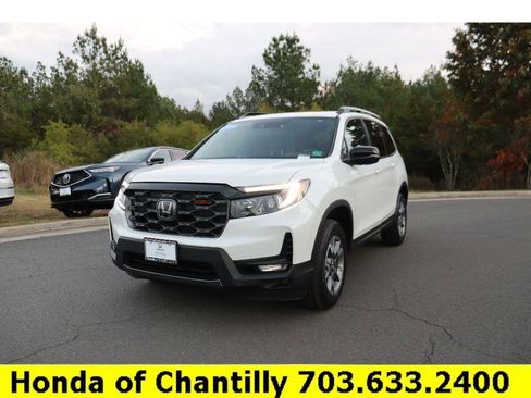 Certified 2022 Honda Passport TrailSport image 3