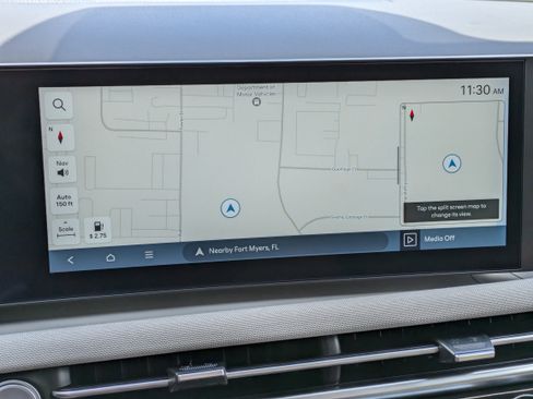 New 2026 Hyundai Tucson Limited image 32