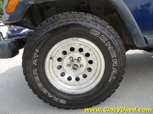 Used 2002 Jeep Wrangler SE AWD/4WD image 25