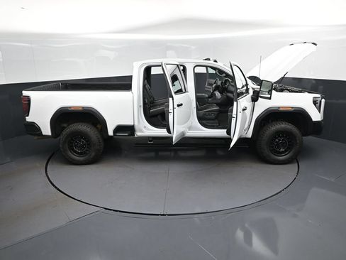 Used 2024 GMC Sierra 2500 AT4X w/ AT4X AEV Edition AWD/4WD image 52