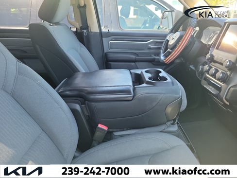 Used 2019 RAM 1500 Big Horn AWD/4WD image 9