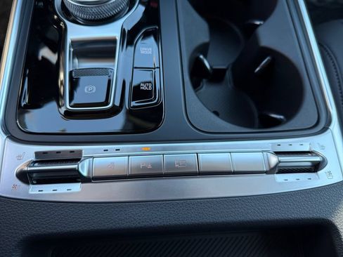 New 2026 Kia Carnival SX Prestige FWD image 22