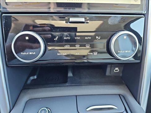 New 2025 Land Rover Discovery Dynamic SE AWD/4WD image 22