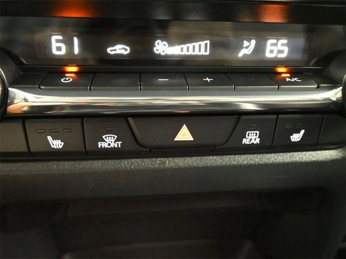 Used 2023 MAZDA CX-30 AWD 2.5 S w/ Premium Package image 14