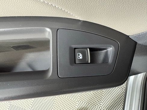 Used 2022 Volkswagen Atlas SE FWD image 42