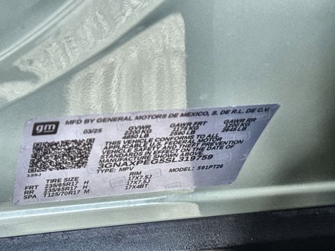 Used 2025 Chevrolet Equinox LT w/ Convenience Package II image 28