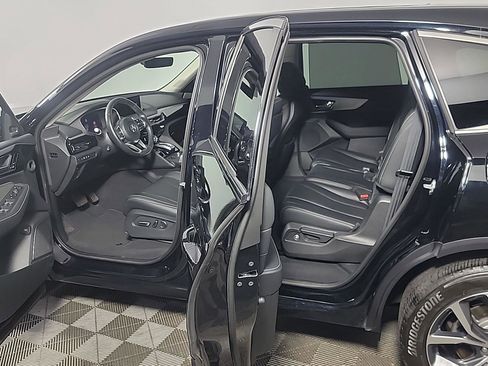Used 2023 Acura MDX SH-AWD w/ Technology Package image 16
