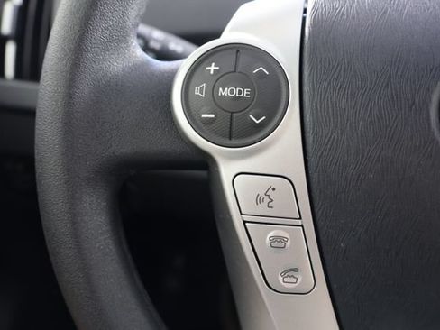 Used 2015 Toyota Prius Three FWD image 11