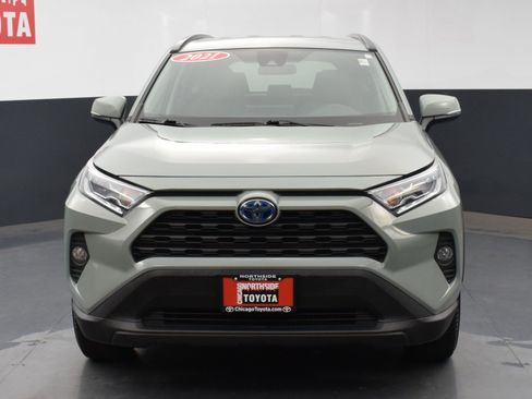 Used 2021 Toyota RAV4 XLE image 7