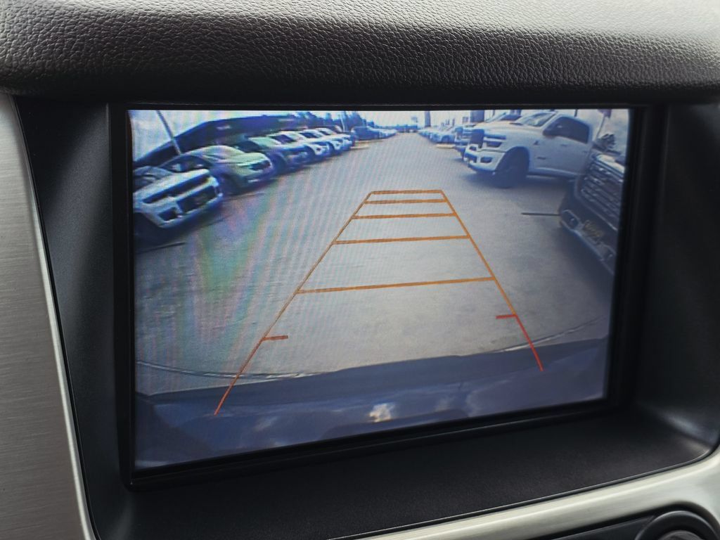 Used 2017 GMC Yukon SLT RWD image 24