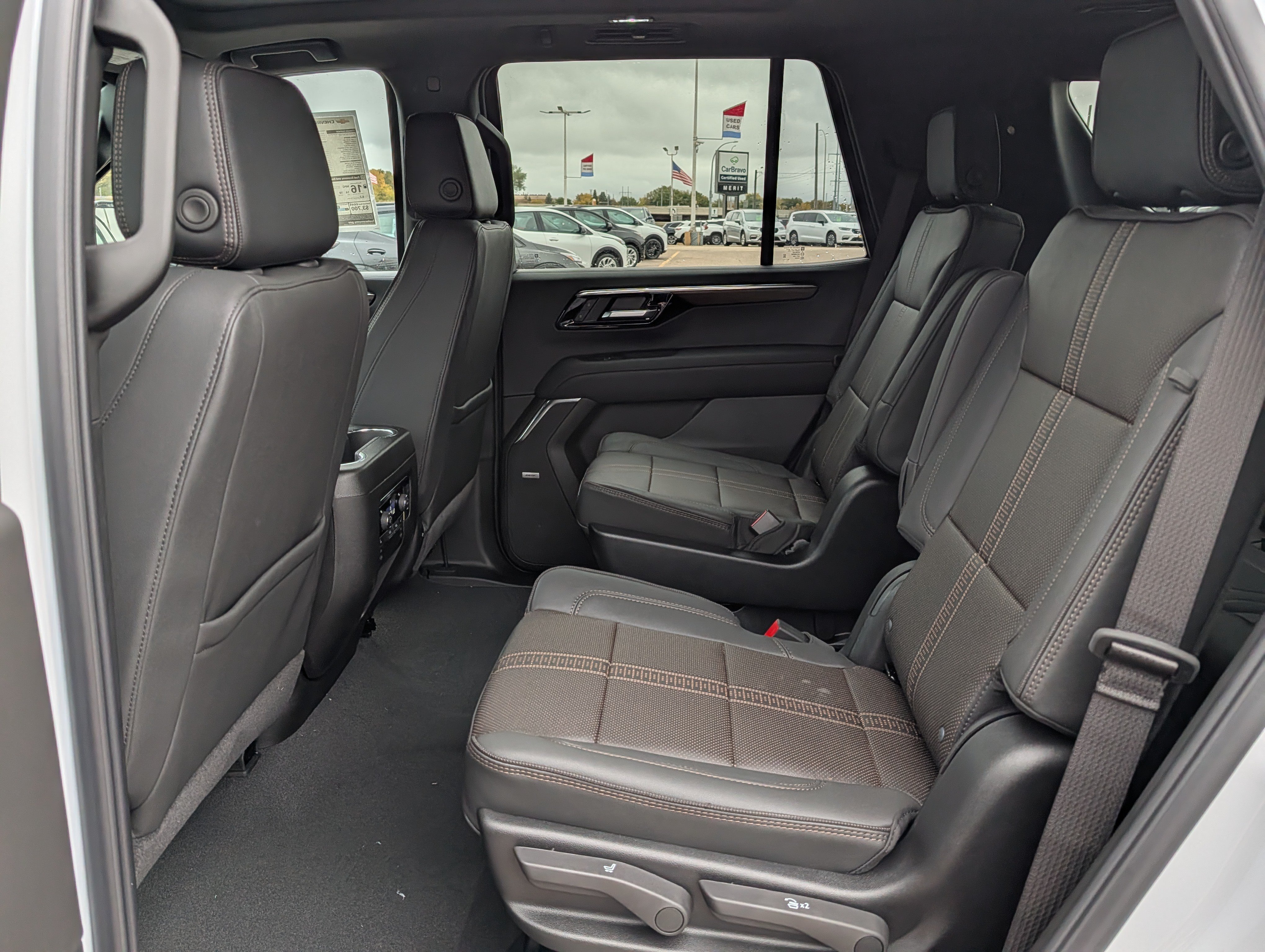 New 2027 Chevrolet Tahoe High Country w/ Sun And Tow Package AWD/4WD image 9