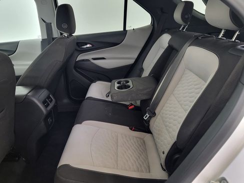 Used 2019 Chevrolet Equinox LT FWD image 13