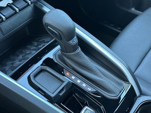 New 2026 Chevrolet Colorado W/T image 21