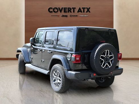New 2026 Jeep Wrangler Unlimited Sahara AWD/4WD image 3