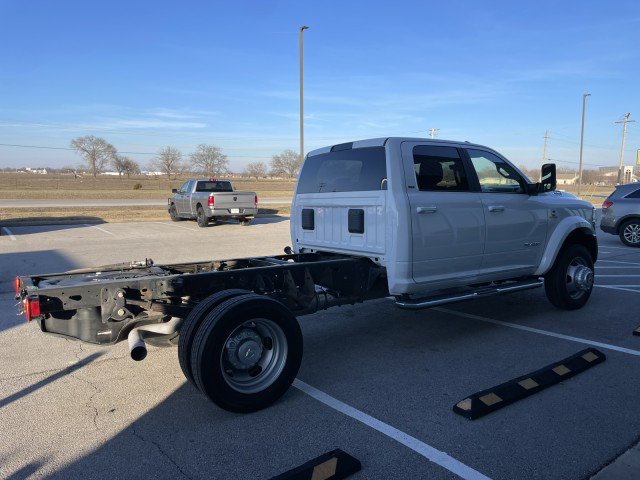 Used 2022 RAM 4500 SLT w/ Quick Order Package 2YG SLT AWD/4WD image 2