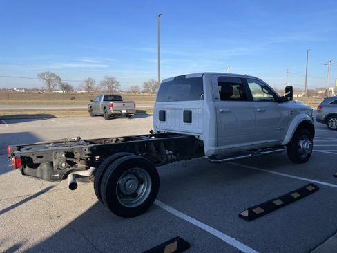 Used 2022 RAM 4500 SLT w/ Quick Order Package 2YG SLT image 2