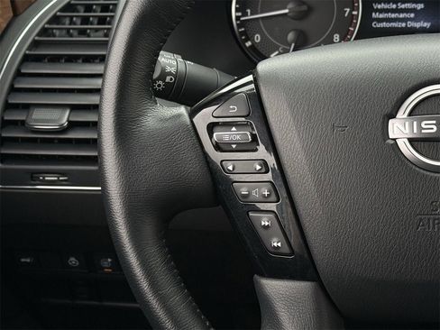 Used 2024 Nissan Armada SL image 14