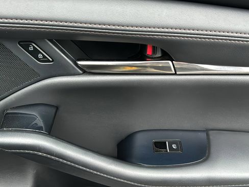 Certified 2023 MAZDA MAZDA3 s image 26