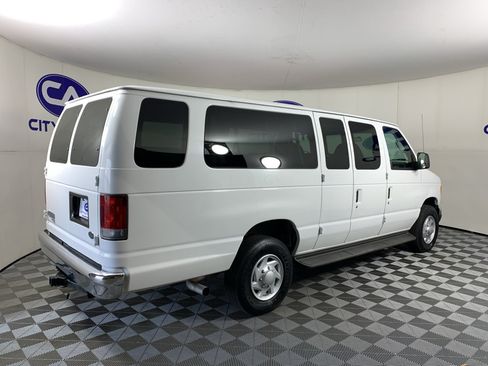 Used 2007 Ford E-350 and Econoline 350 Extended Wagon Super Duty RWD image 3