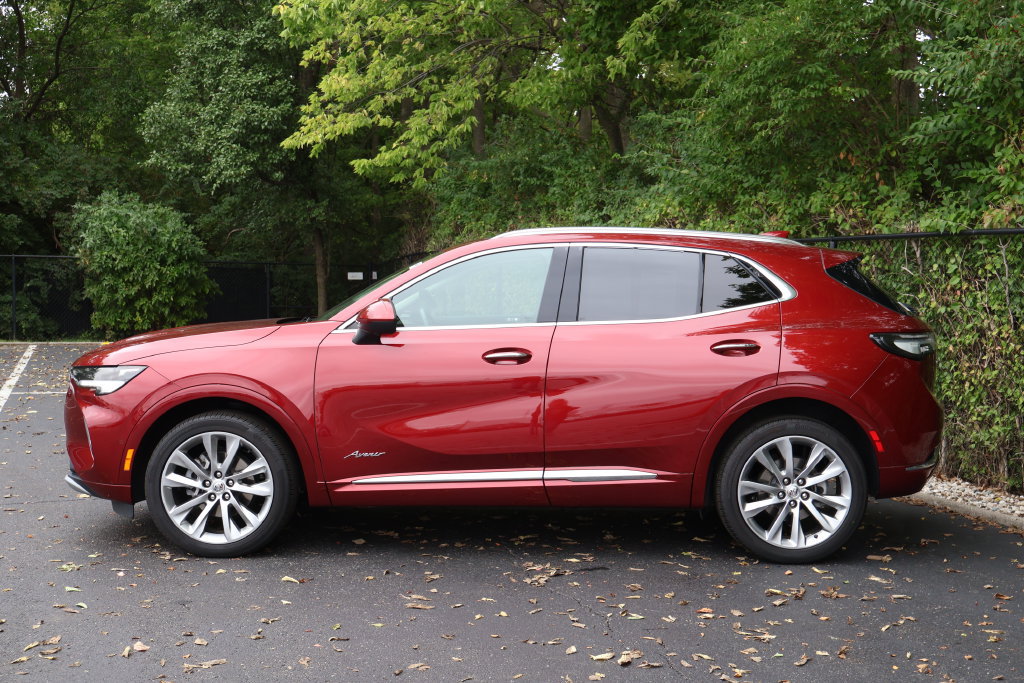 Certified 2023 Buick Envision Avenir AWD/4WD image 4